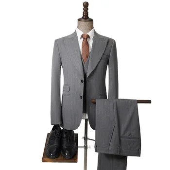 2023 Muškarci visoke klase (odijelo + prsluk + hlače) High-end vjenčanja odijelo, приталенный Korejski casual odijelo u sivu traku, komplet od tri predmeta