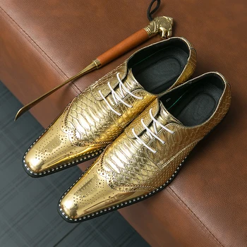 Nove Zlatne muške cipele s rupom tipa 