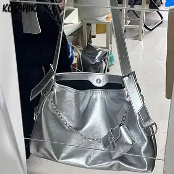 Luksuzne Dizajnerske ženske torbe s lancem u stilu punk, Vintage Slatka Funky Elegantna torba preko ramena, ženski uredski čvrste torbe na rame 2023